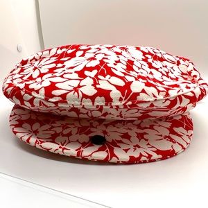 Burberry floral hat, NWT, red-white, ivy hat, luxury, resortwear, vacation